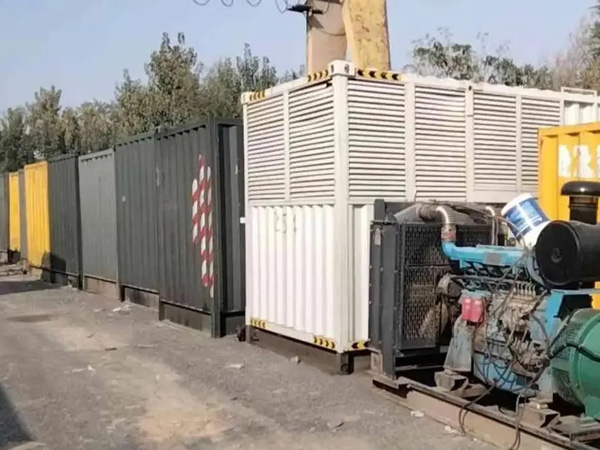 桦川200KW柴油发电机机组每小时油耗是多少?